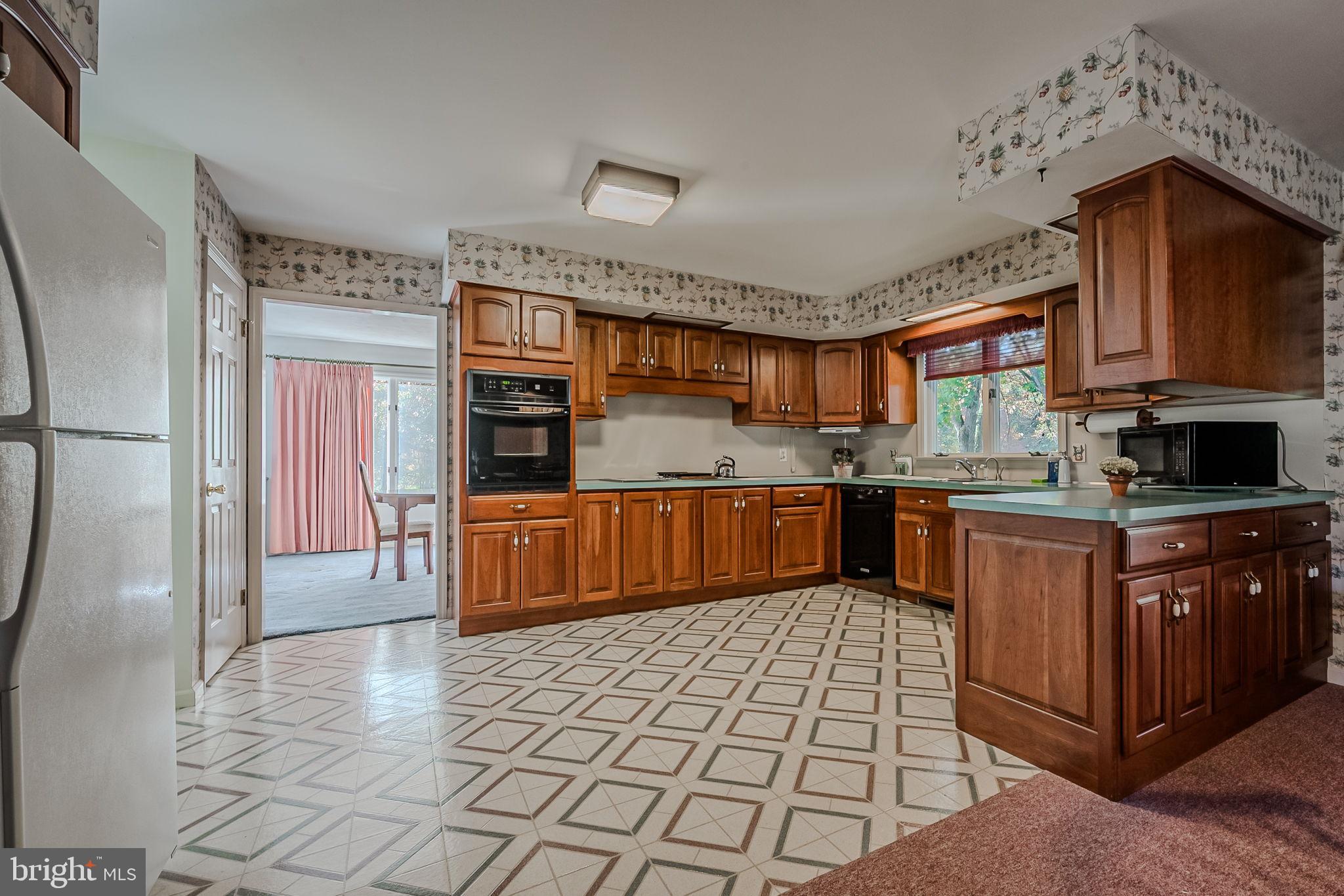 152 Middlecroft Rd