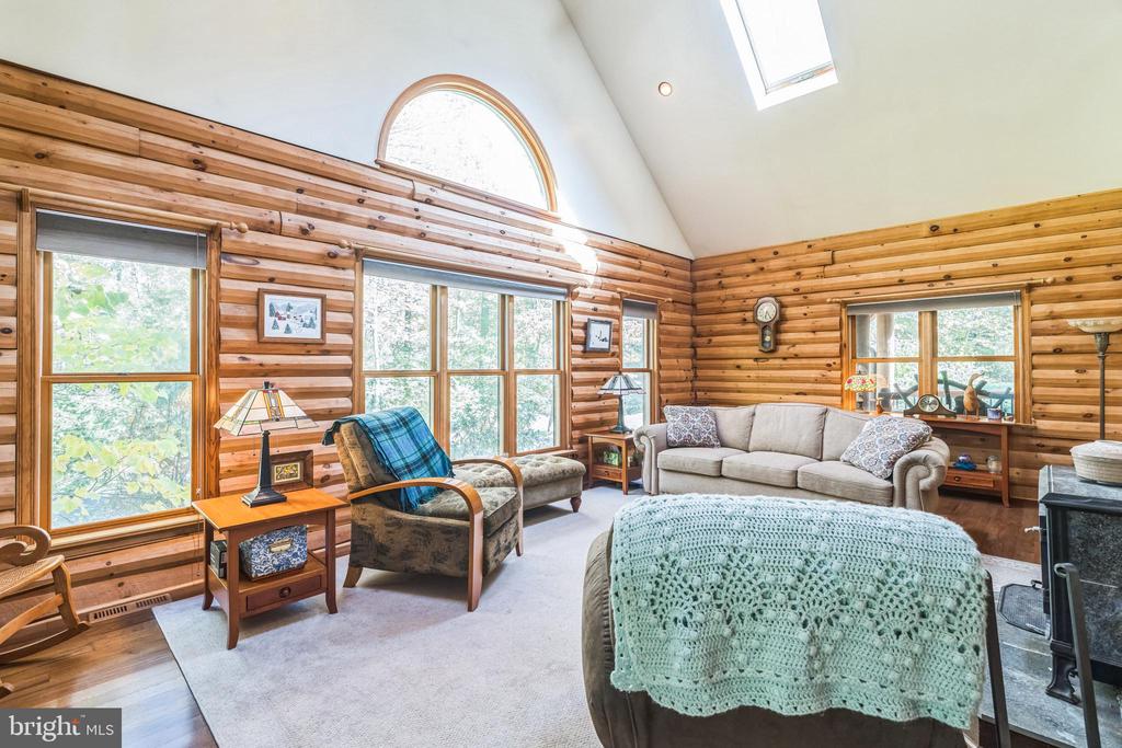 361 Trythall Rd