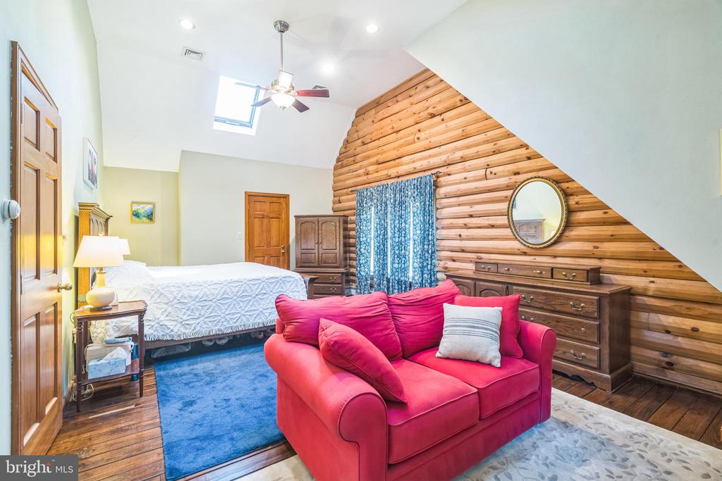 361 Trythall Rd