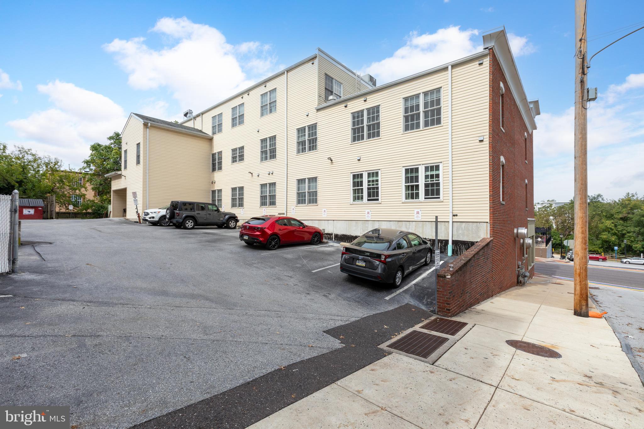 134 BRIDGE STREET 201