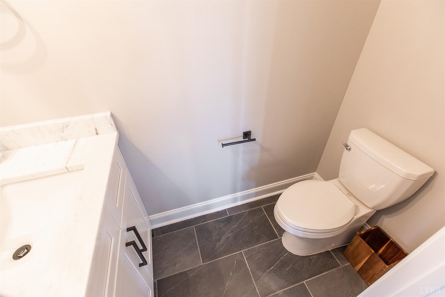 1107 South Westyn Loop