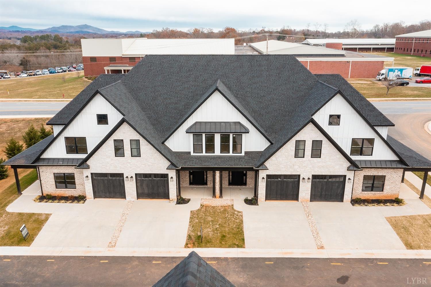 1107 South Westyn Loop