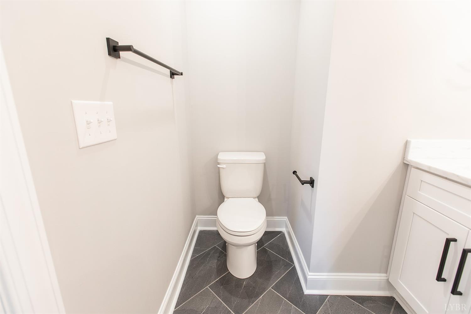 1107 South Westyn Loop