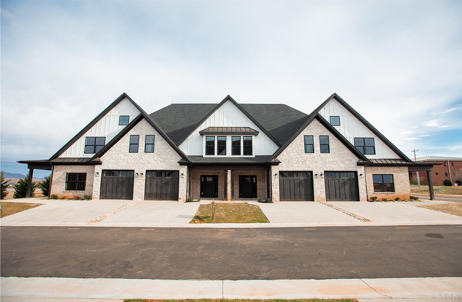 1107 South Westyn Loop