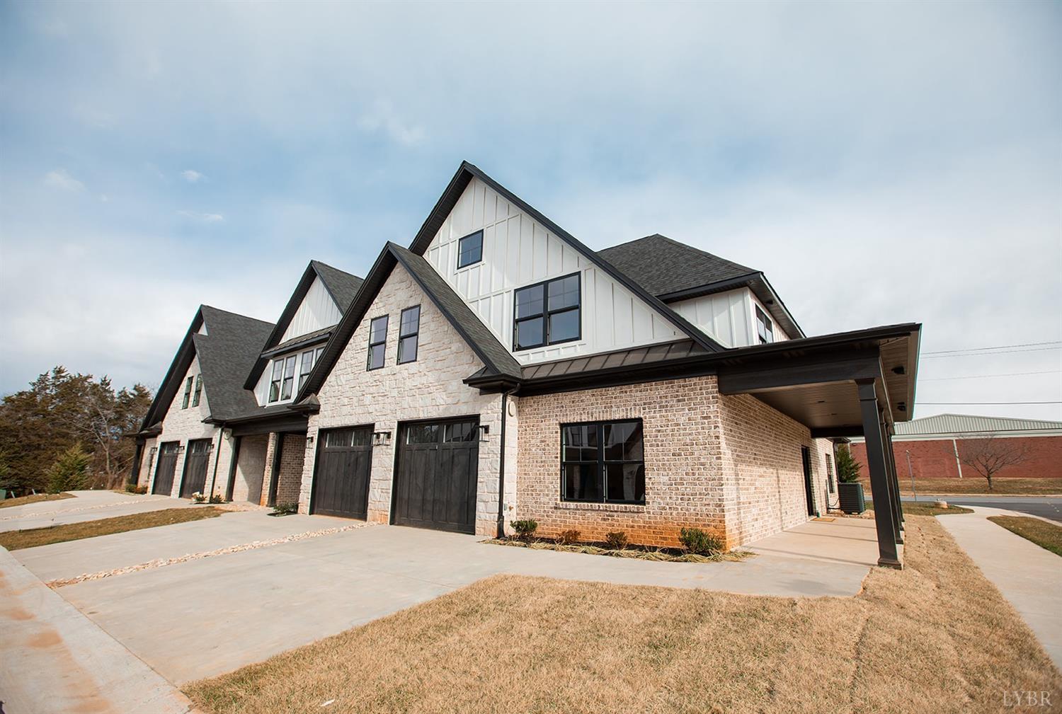 1107 South Westyn Loop