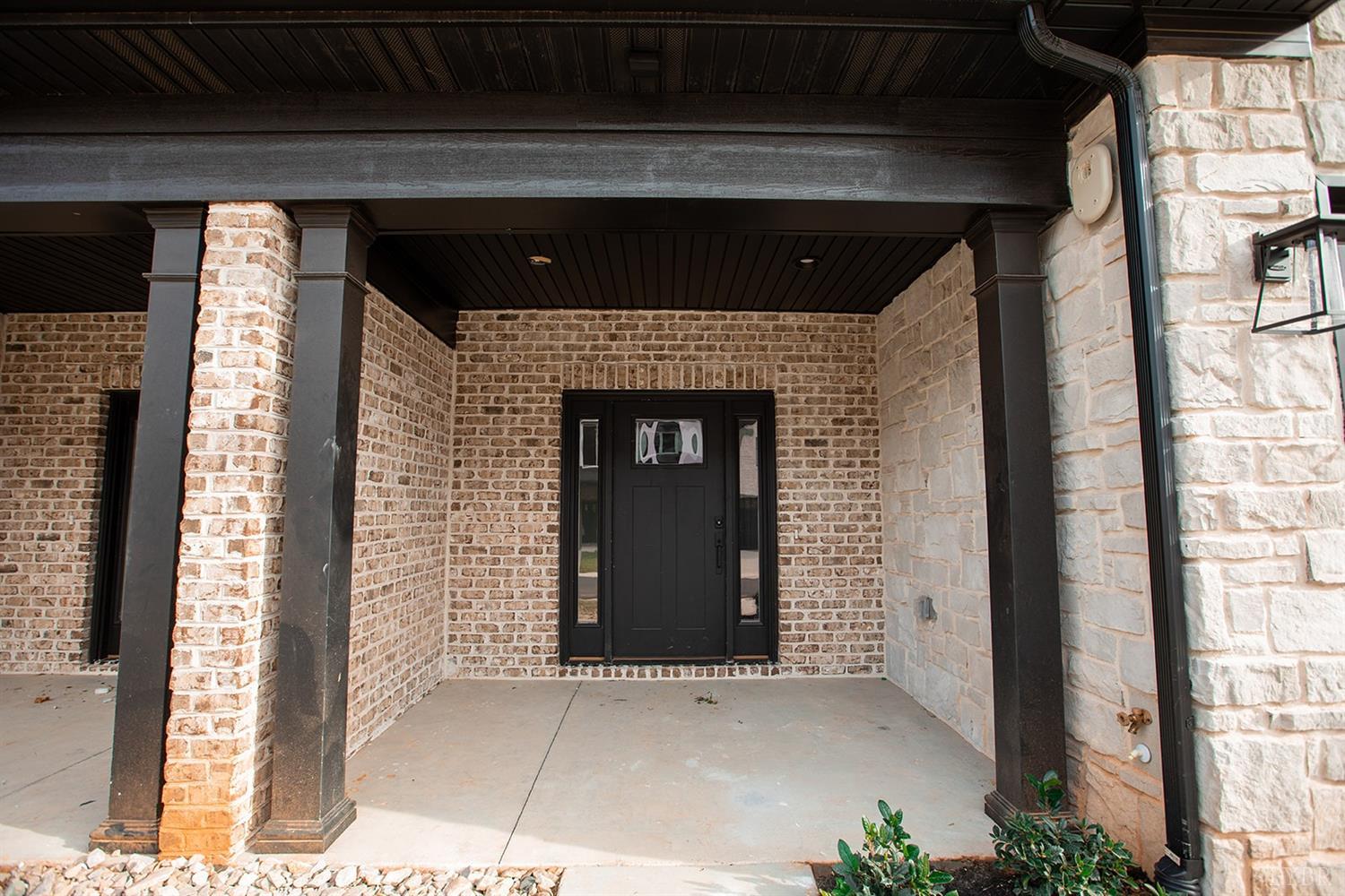 1107 South Westyn Loop