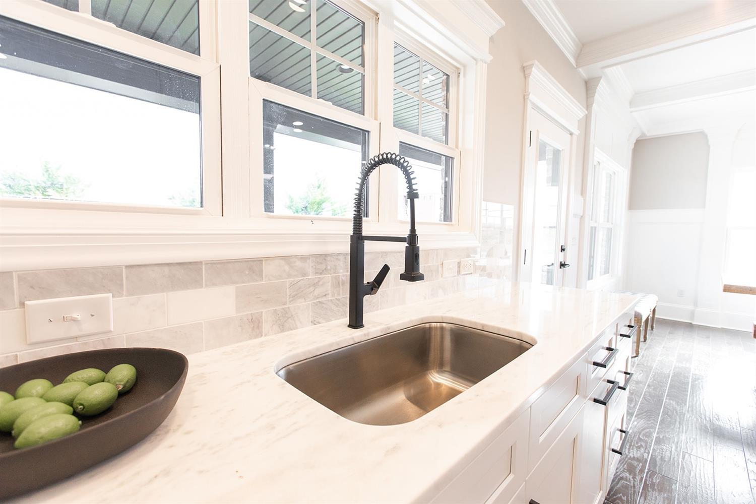 1107 South Westyn Loop