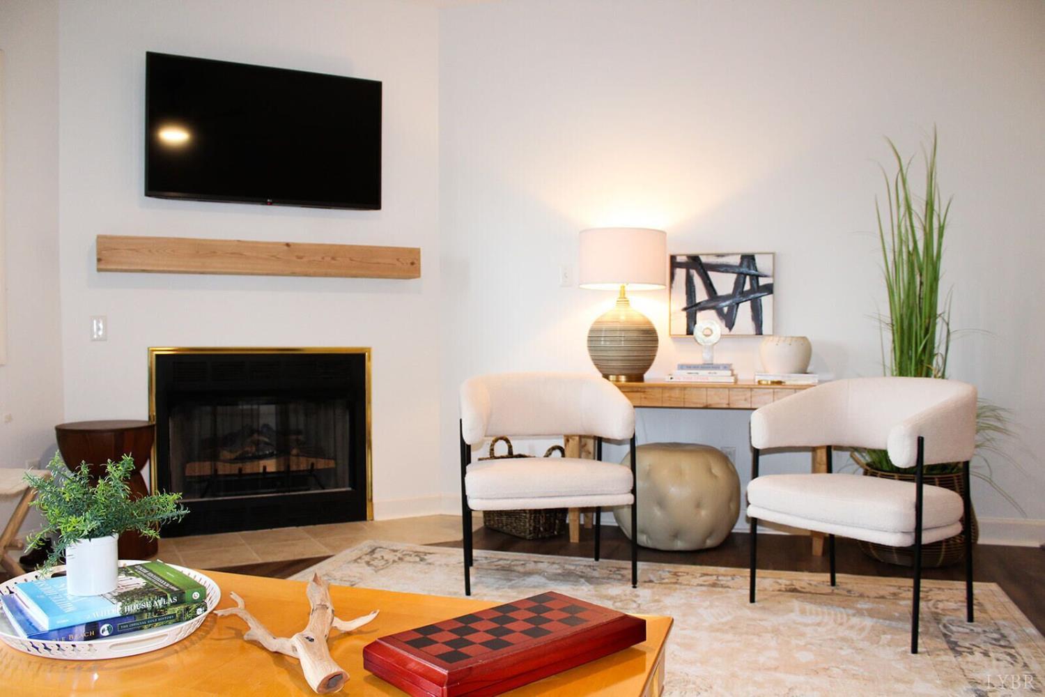 1019 Mariners Way # 30