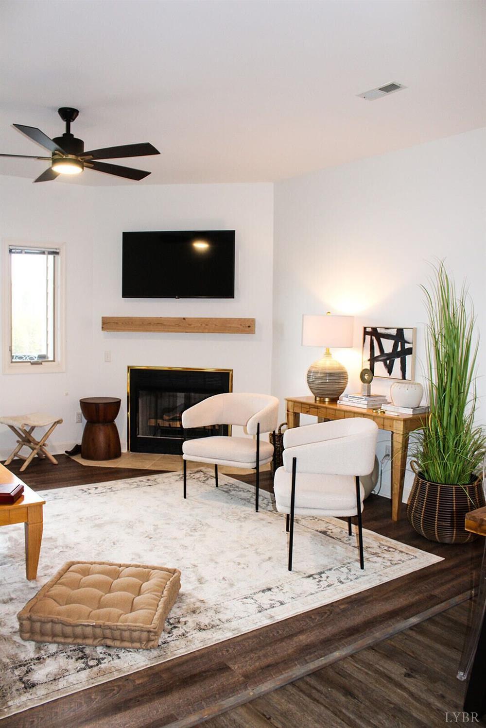 1019 Mariners Way # 30