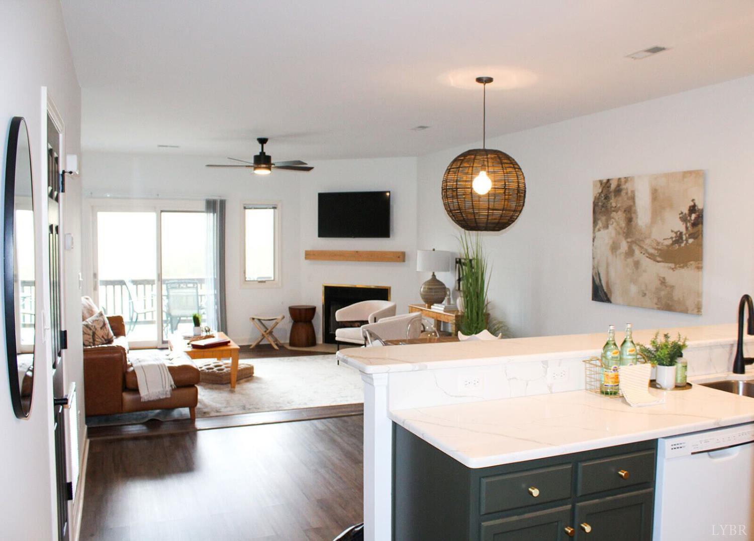 1019 Mariners Way # 30