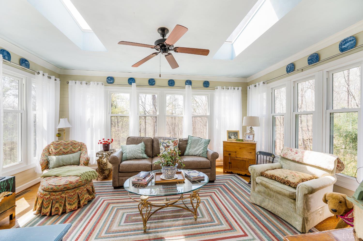 3609 Willow Lawn Court