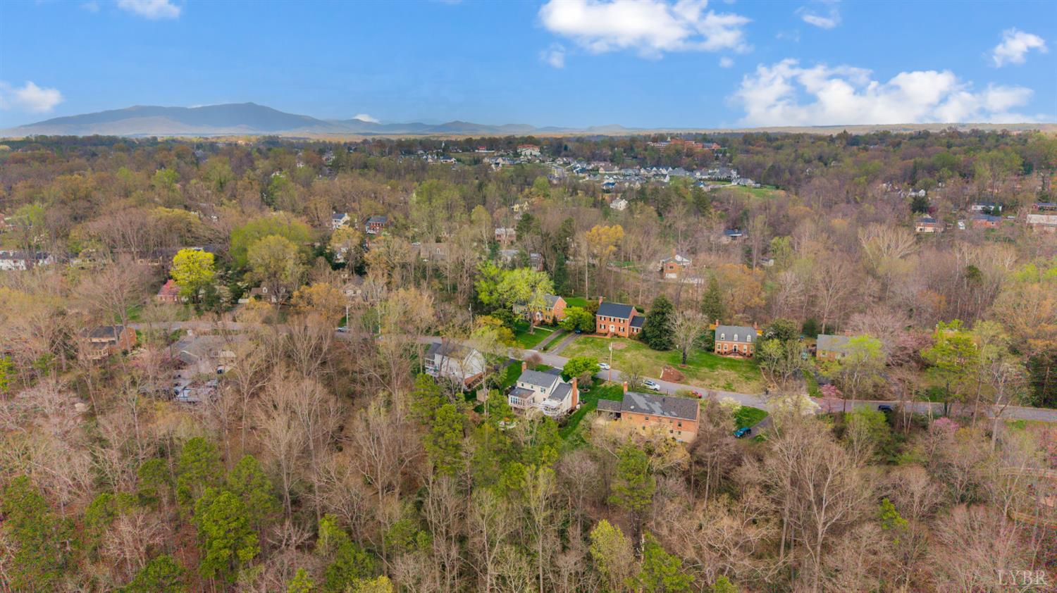 3609 Willow Lawn Court