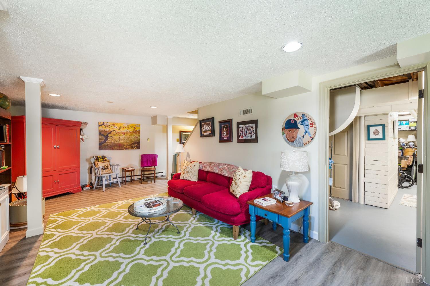 3609 Willow Lawn Court