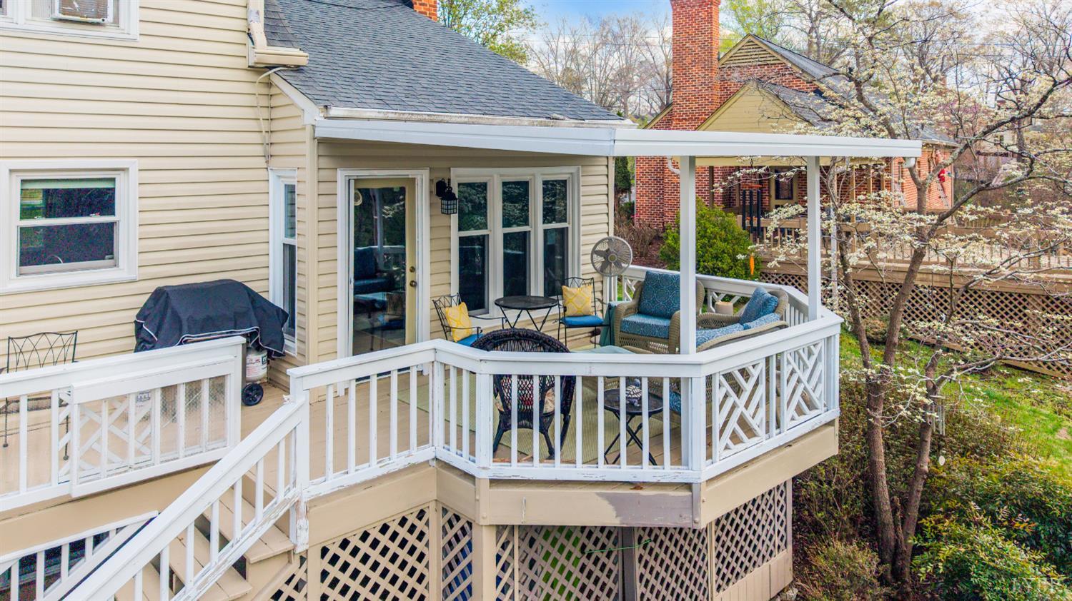 3609 Willow Lawn Court