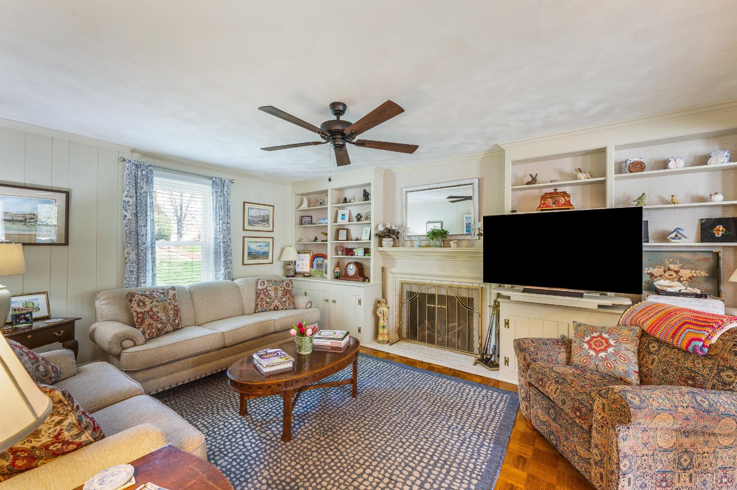 3609 Willow Lawn Court