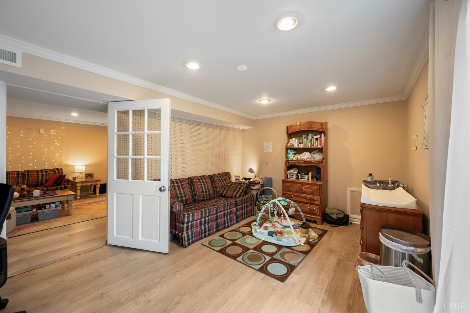 3521 Willow Lawn Drive