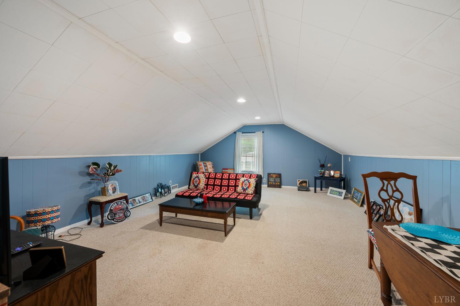 3521 Willow Lawn Drive
