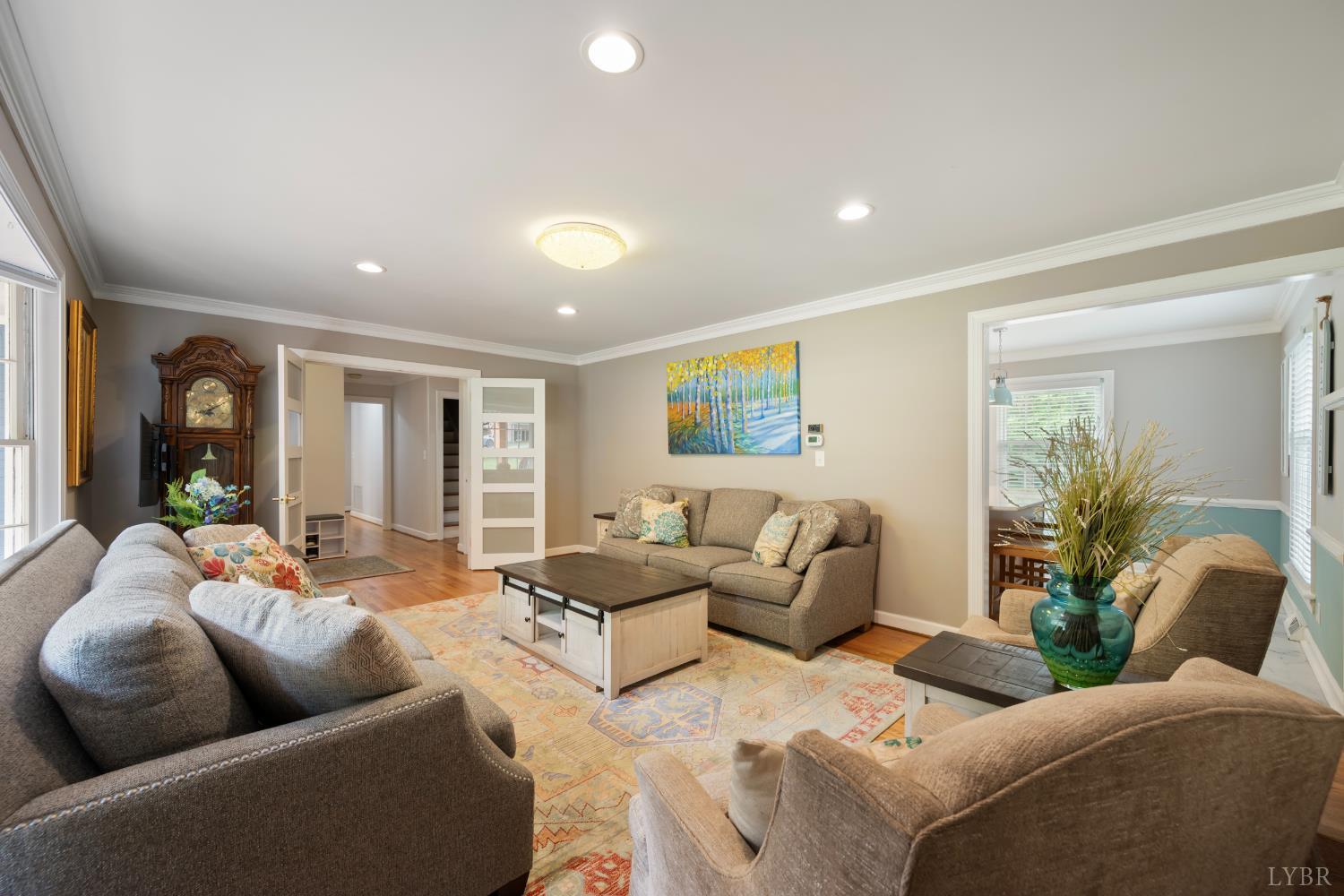 3521 Willow Lawn Drive