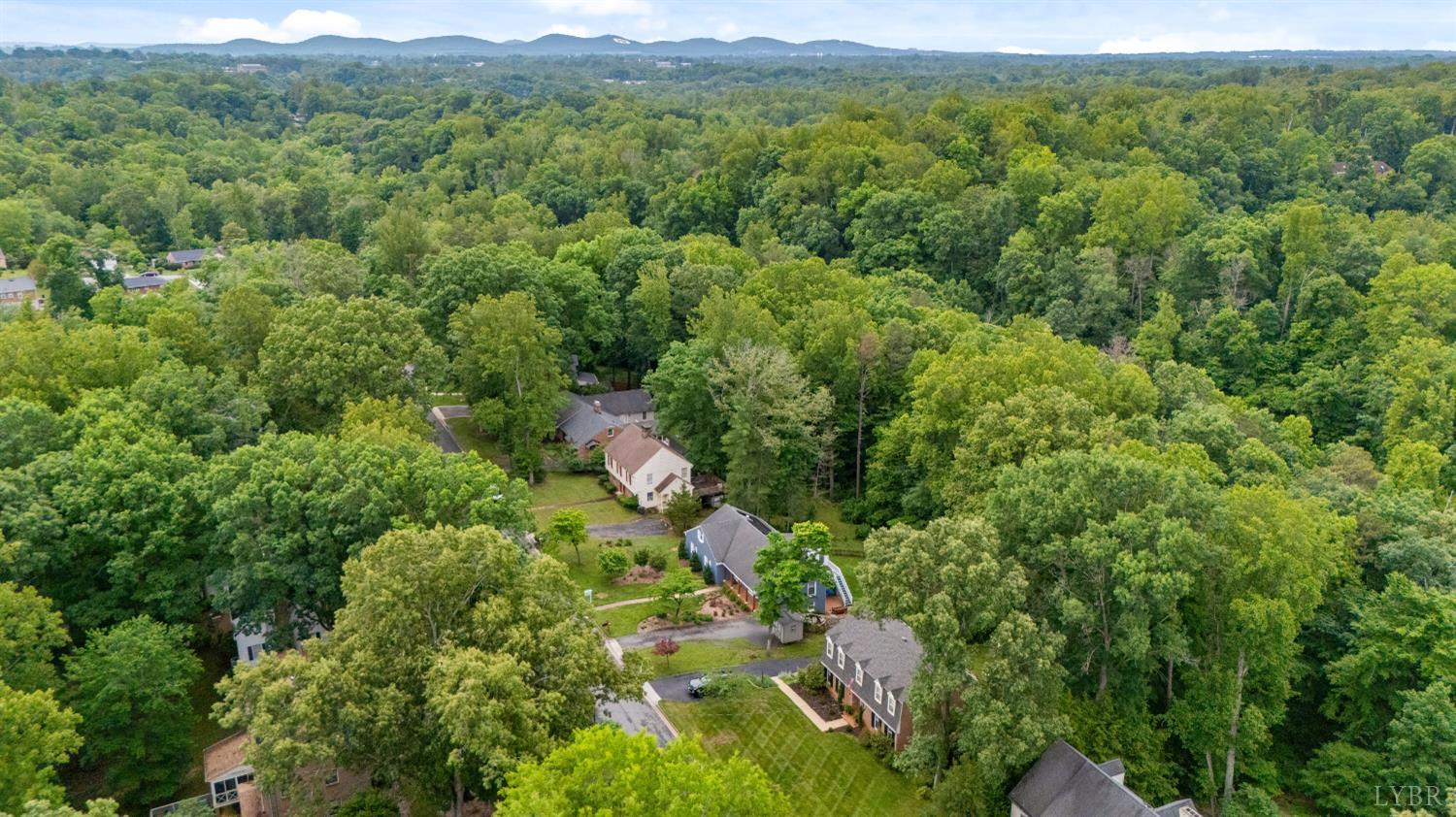 3521 Willow Lawn Drive