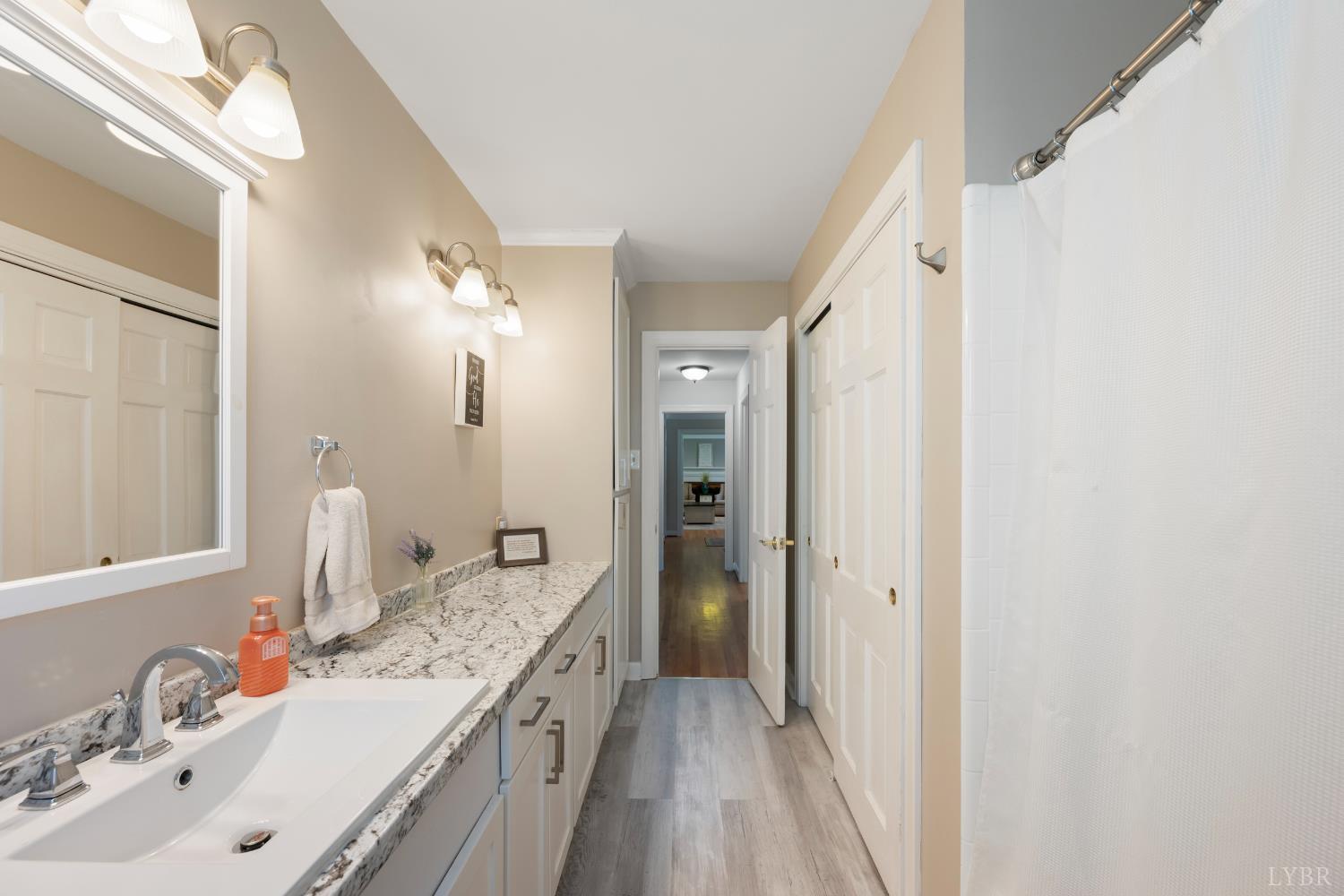 3521 Willow Lawn Drive