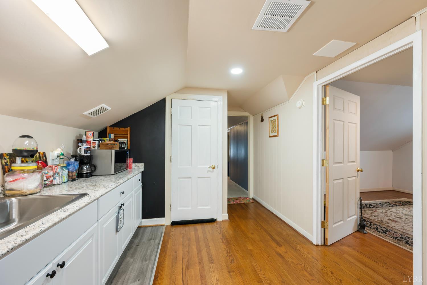 3521 Willow Lawn Drive
