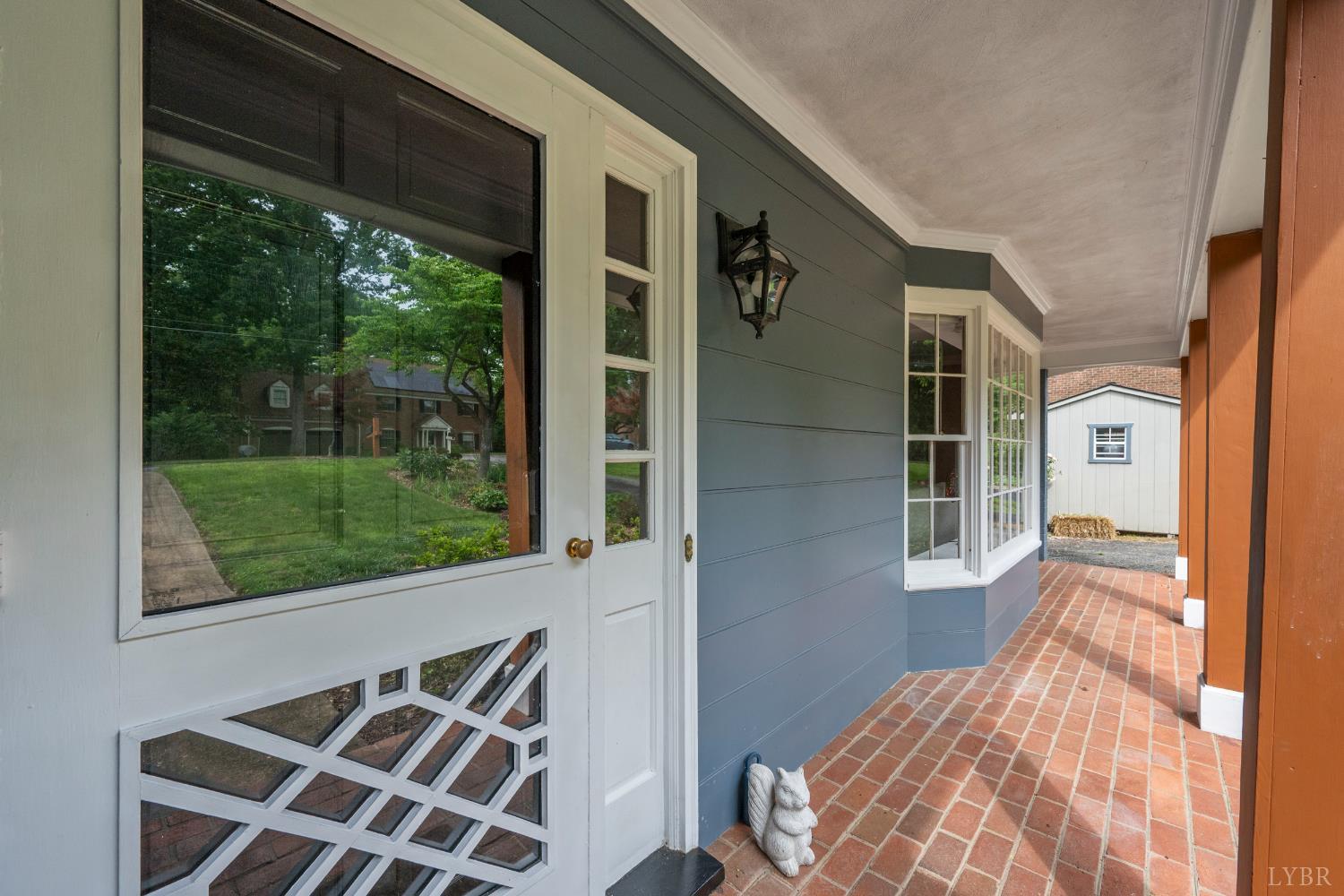 3521 Willow Lawn Drive