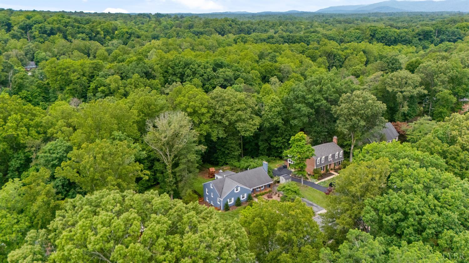 3521 Willow Lawn Drive