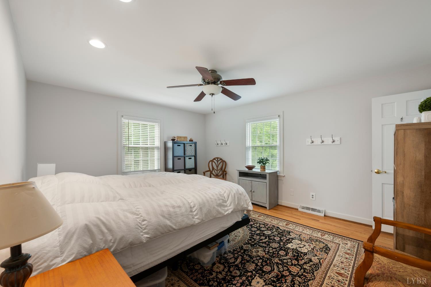 3521 Willow Lawn Drive
