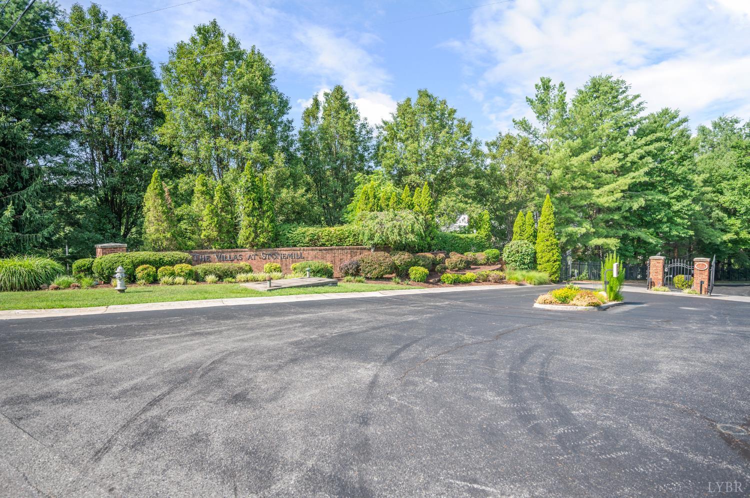 104 Villas Way Drive