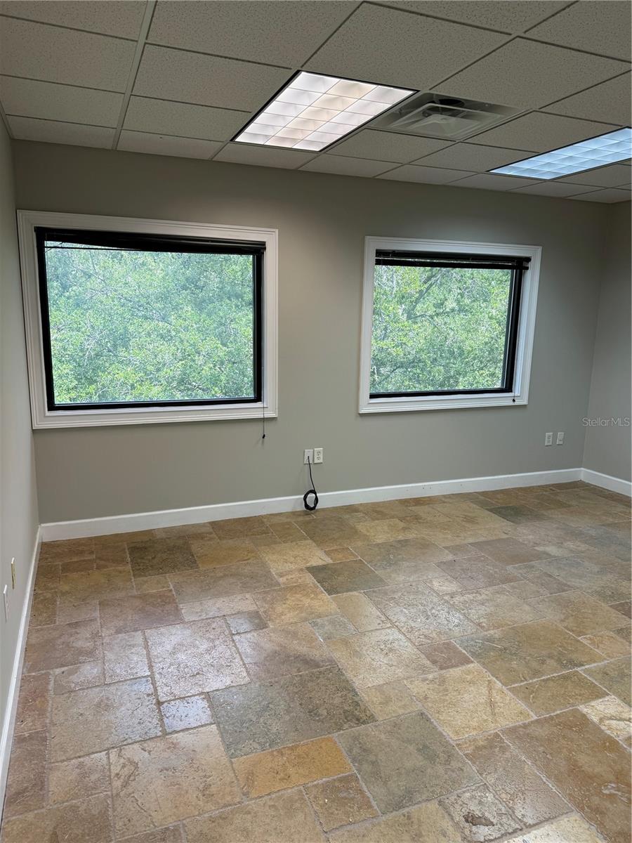 2813 S HIAWASSEE RD #302