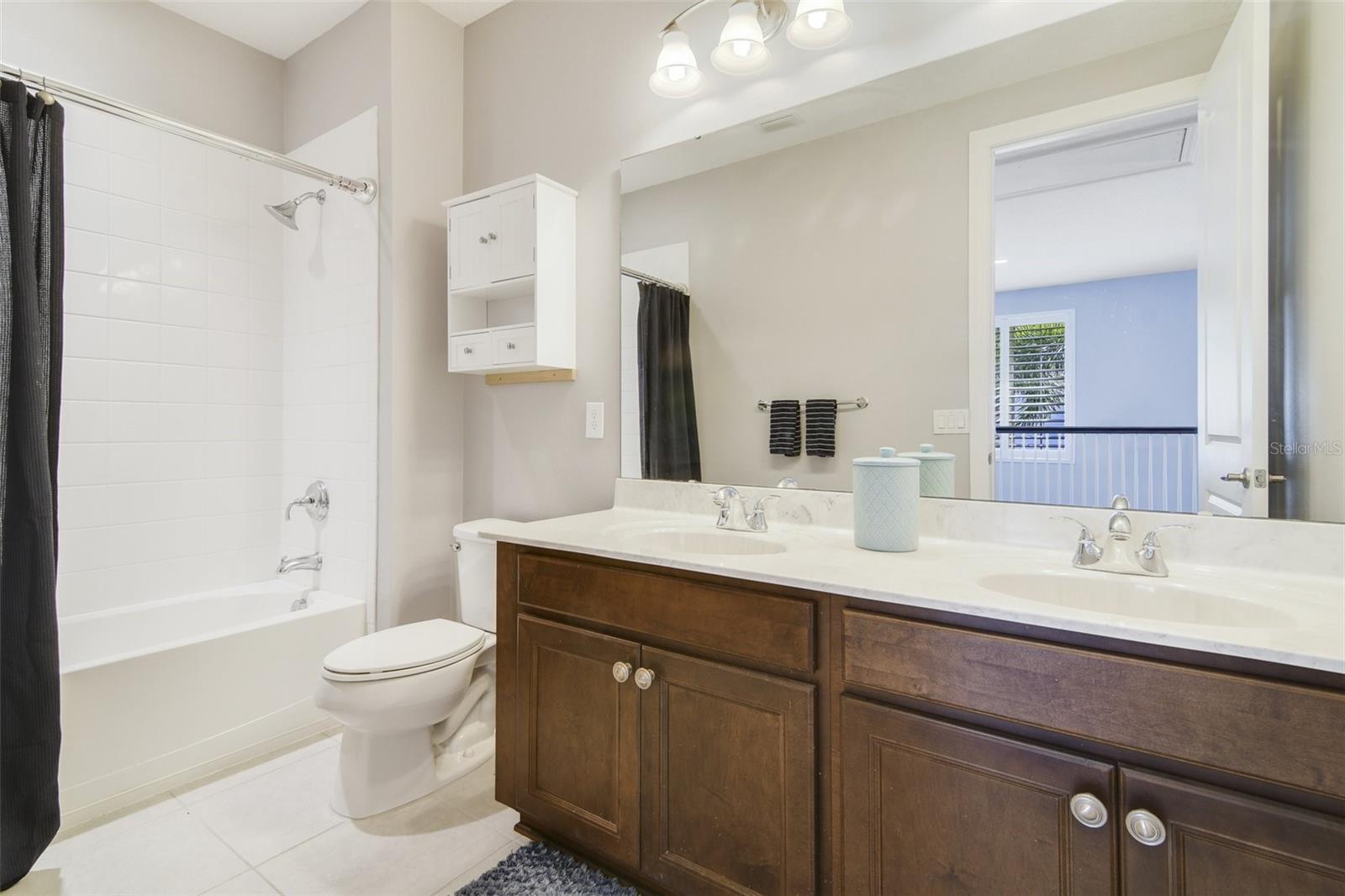 8830 BISMARCK PALM DR