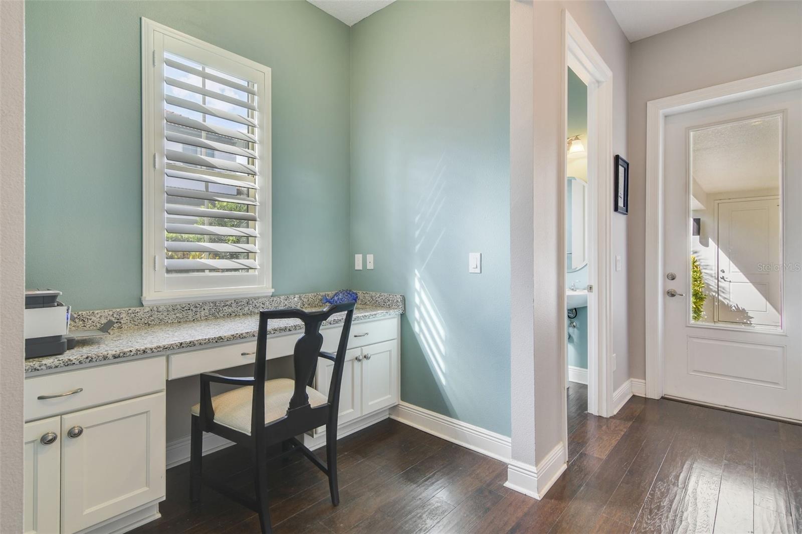 8830 BISMARCK PALM DR