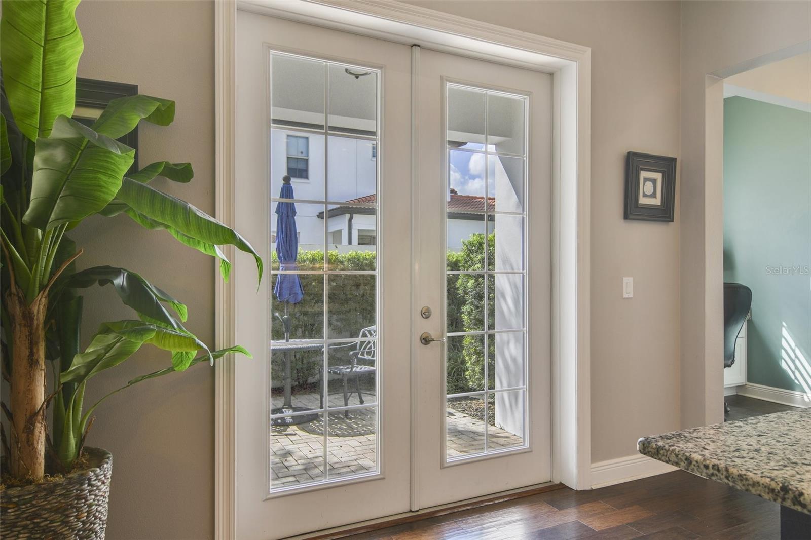 8830 BISMARCK PALM DR