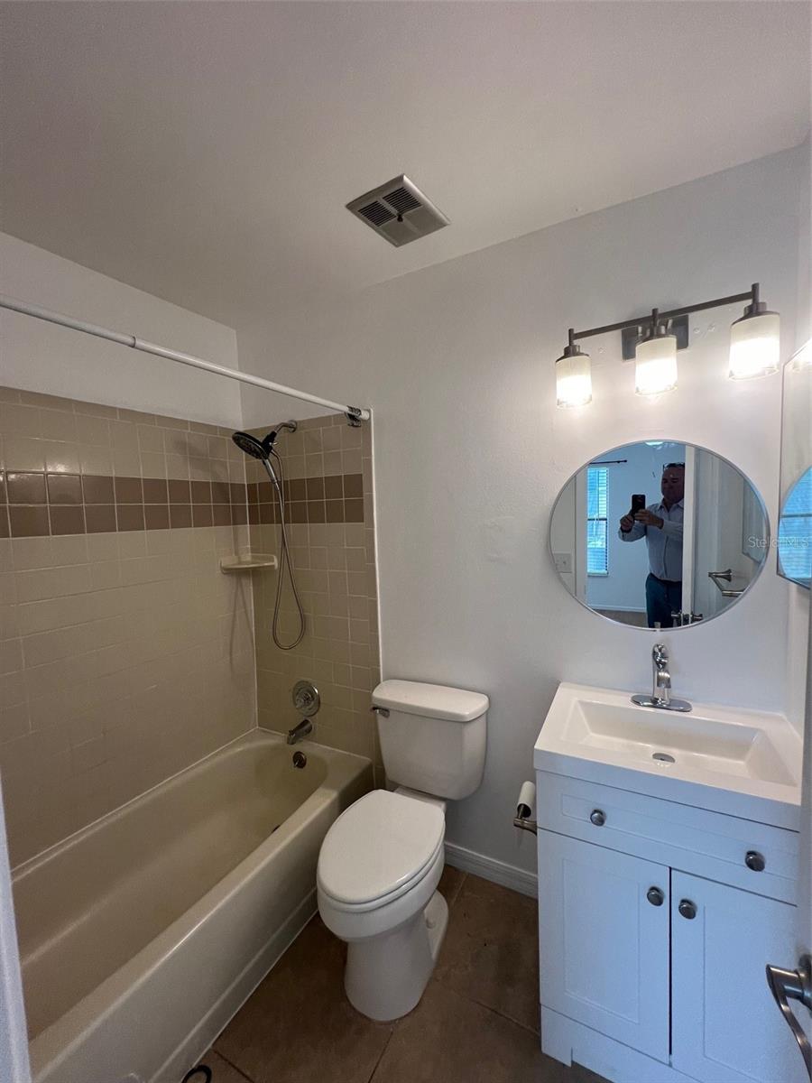 613 CASA PARK COURT B CT N #B