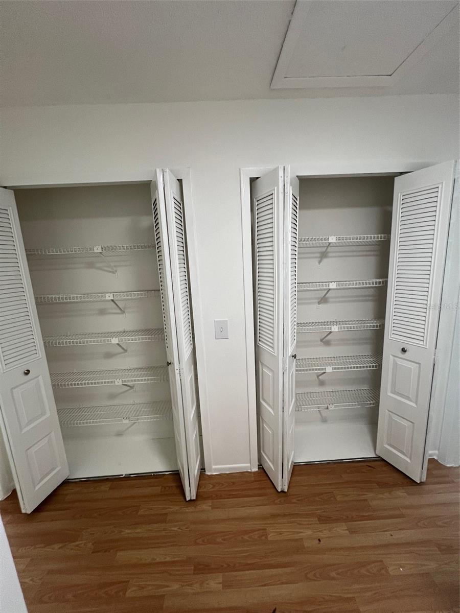 613 CASA PARK COURT B CT N #B