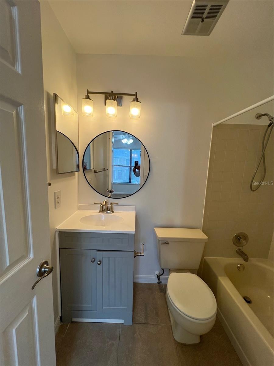 613 CASA PARK COURT B CT N #B