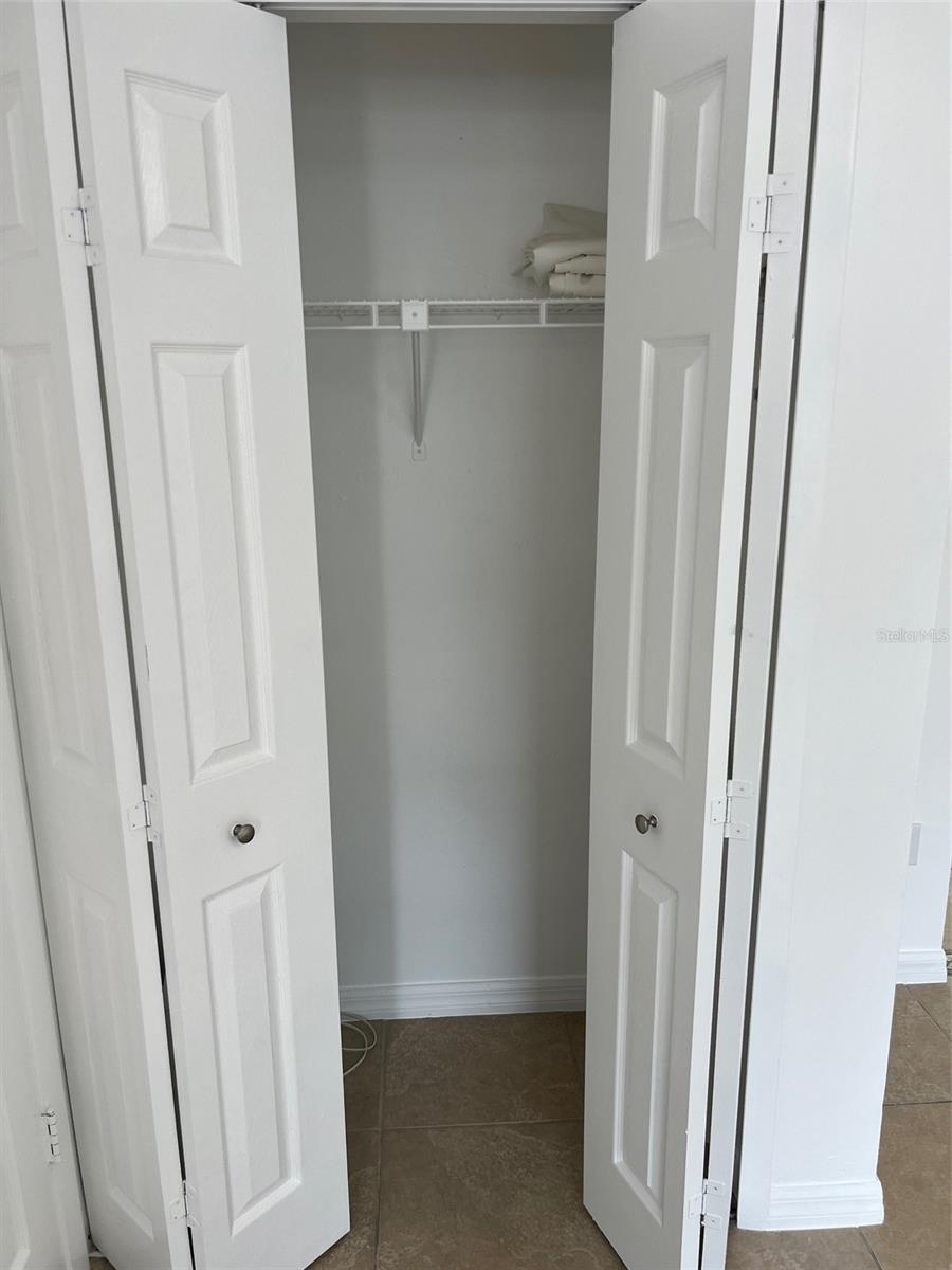 613 CASA PARK COURT B CT N #B