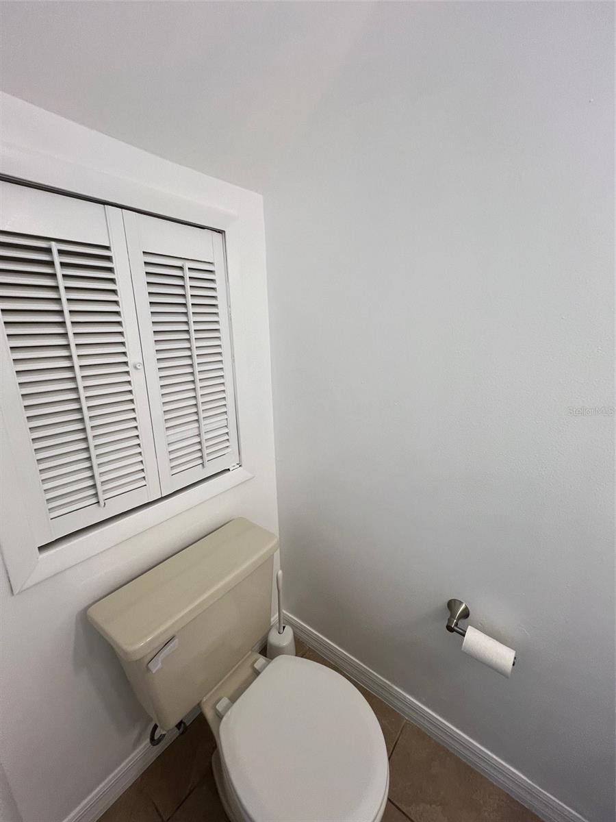 613 CASA PARK COURT B CT N #B