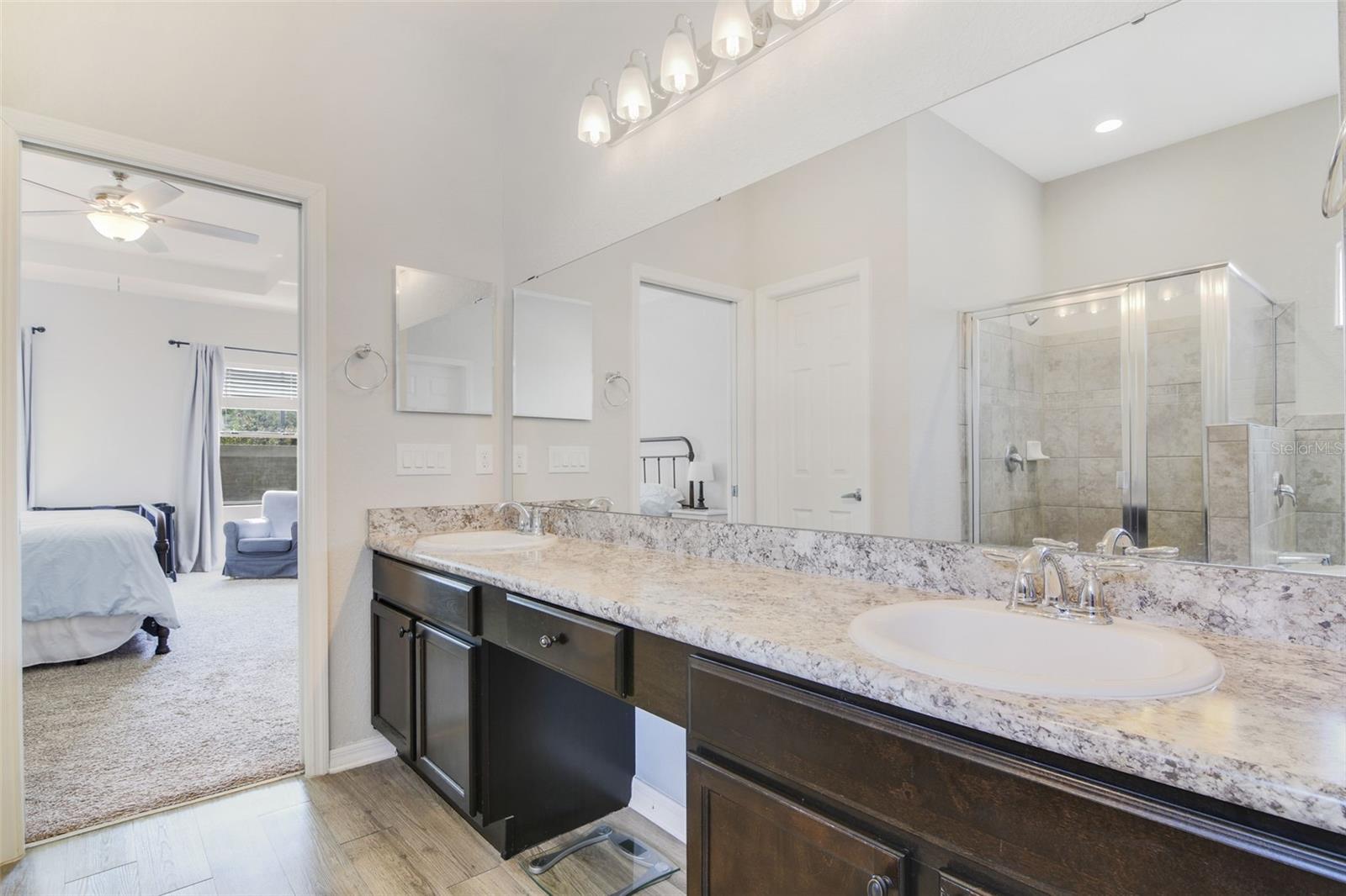 4539 CALUMET DR