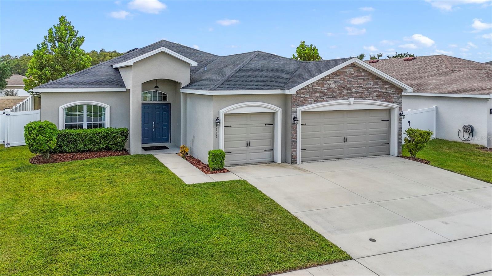 4539 CALUMET DR