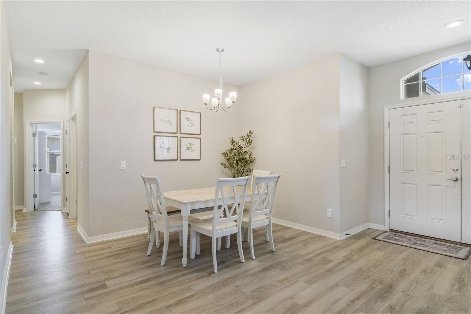 4539 CALUMET DR