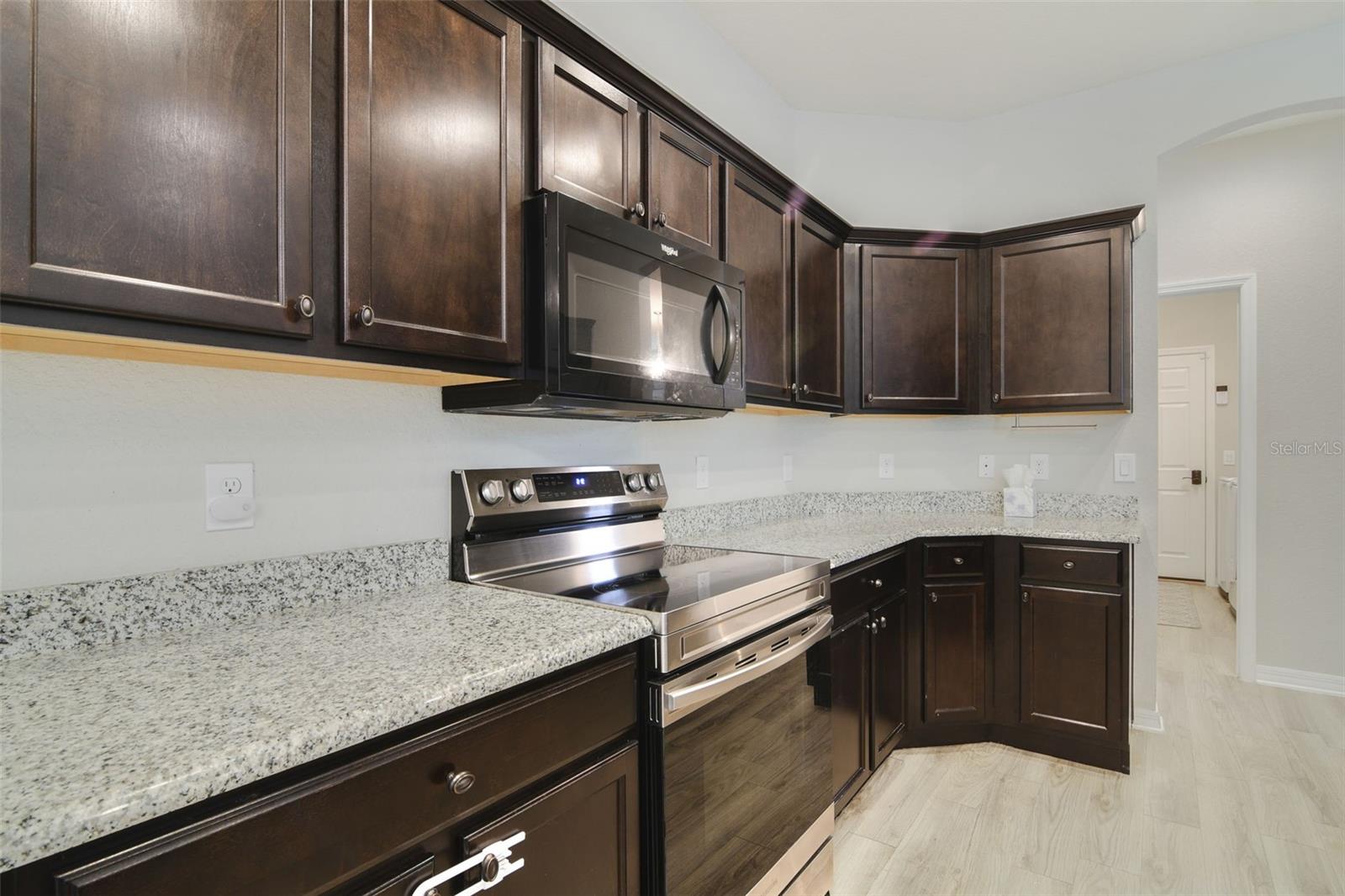4539 CALUMET DR