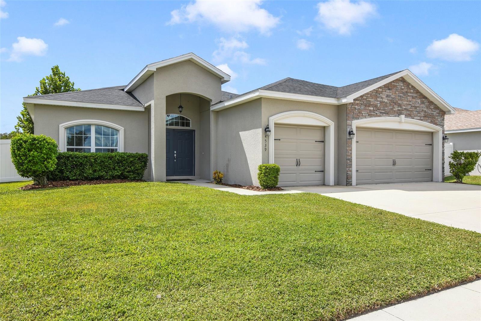 4539 CALUMET DR