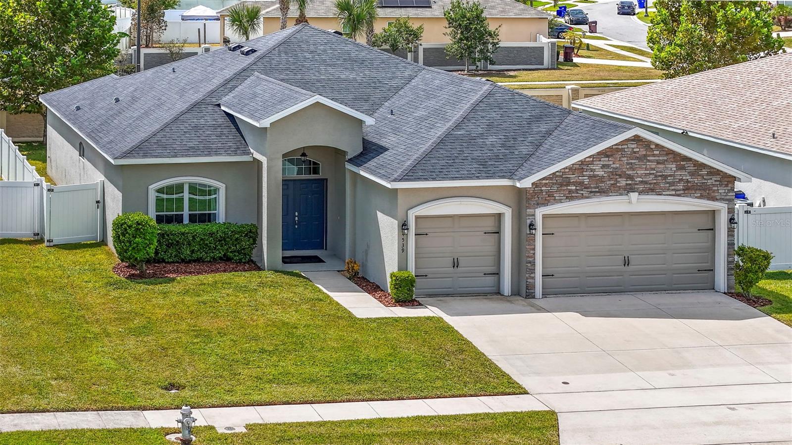 4539 CALUMET DR