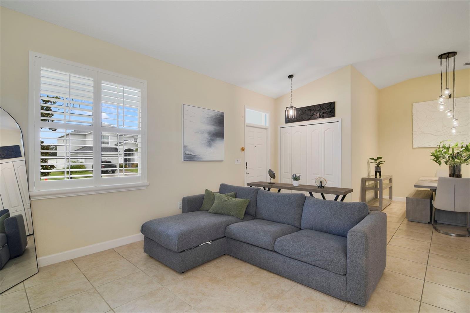 5808 TARLETON WAY