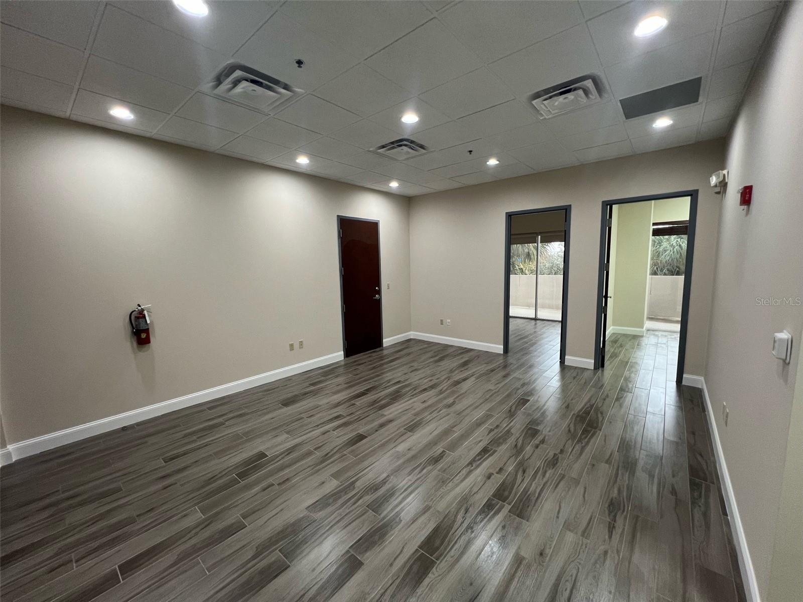 6000 TURKEY LAKE RD #202