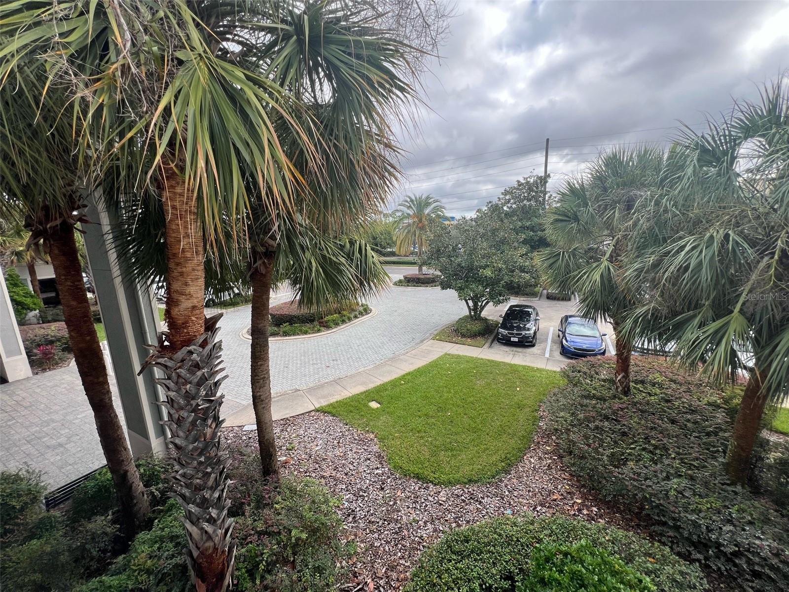 6000 TURKEY LAKE RD #202