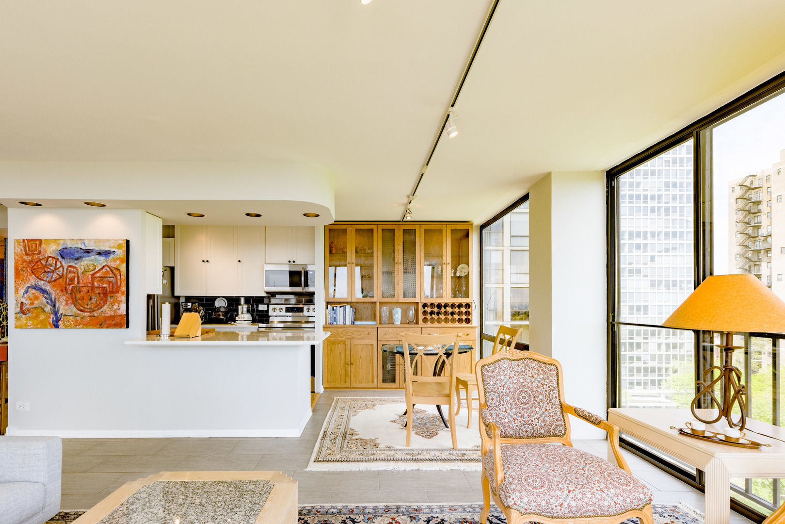 345 W Fullerton Street Unit: 1001