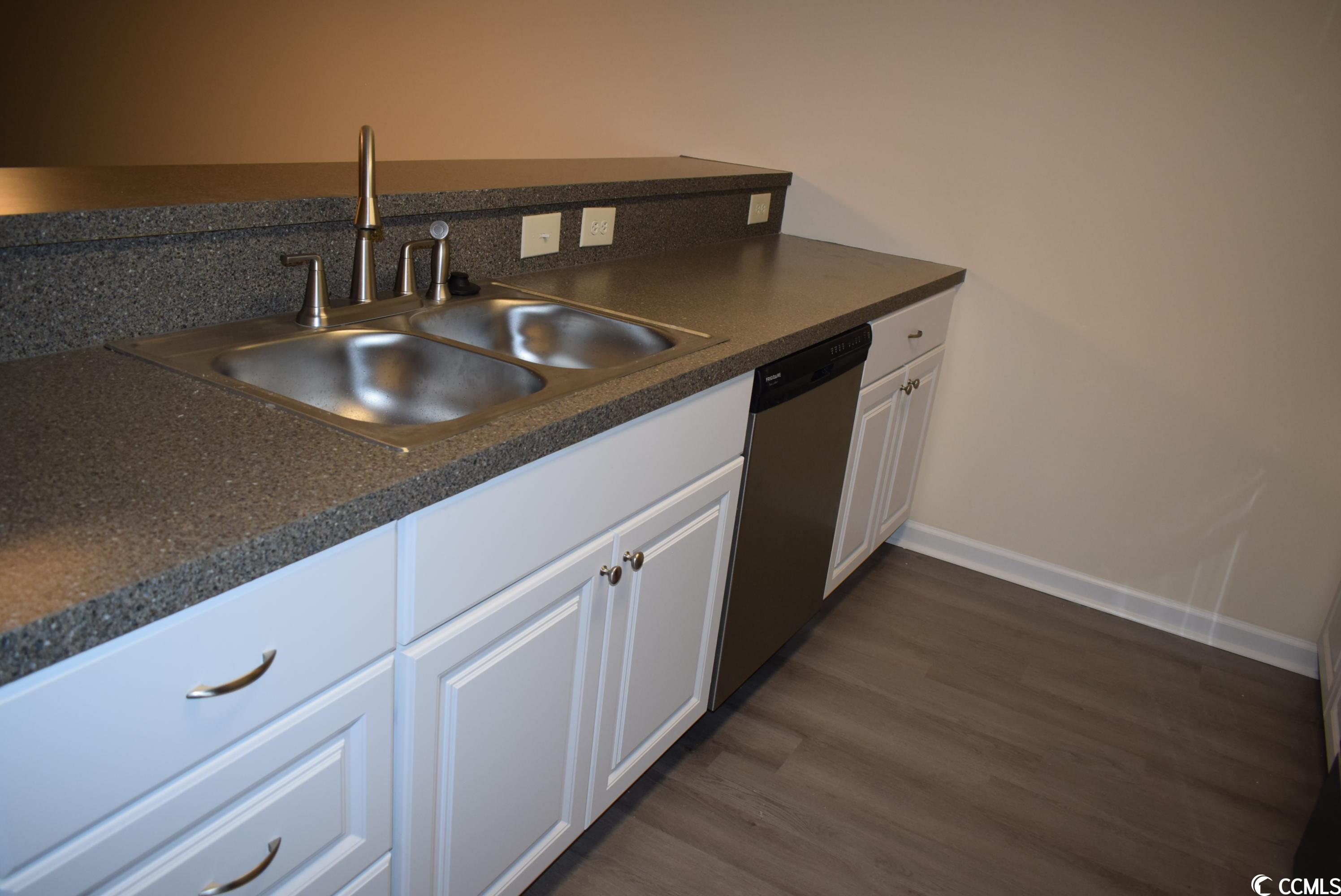 4850 Meadowsweet Dr. Unit: 1702