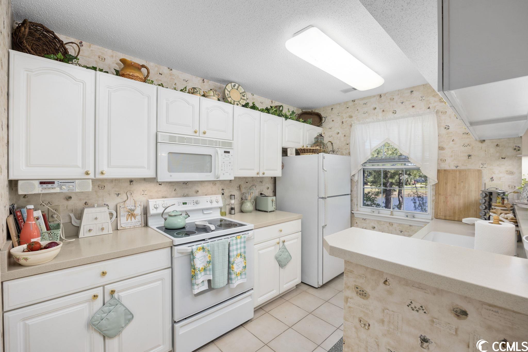 400 Willow Greens Dr. Unit: H